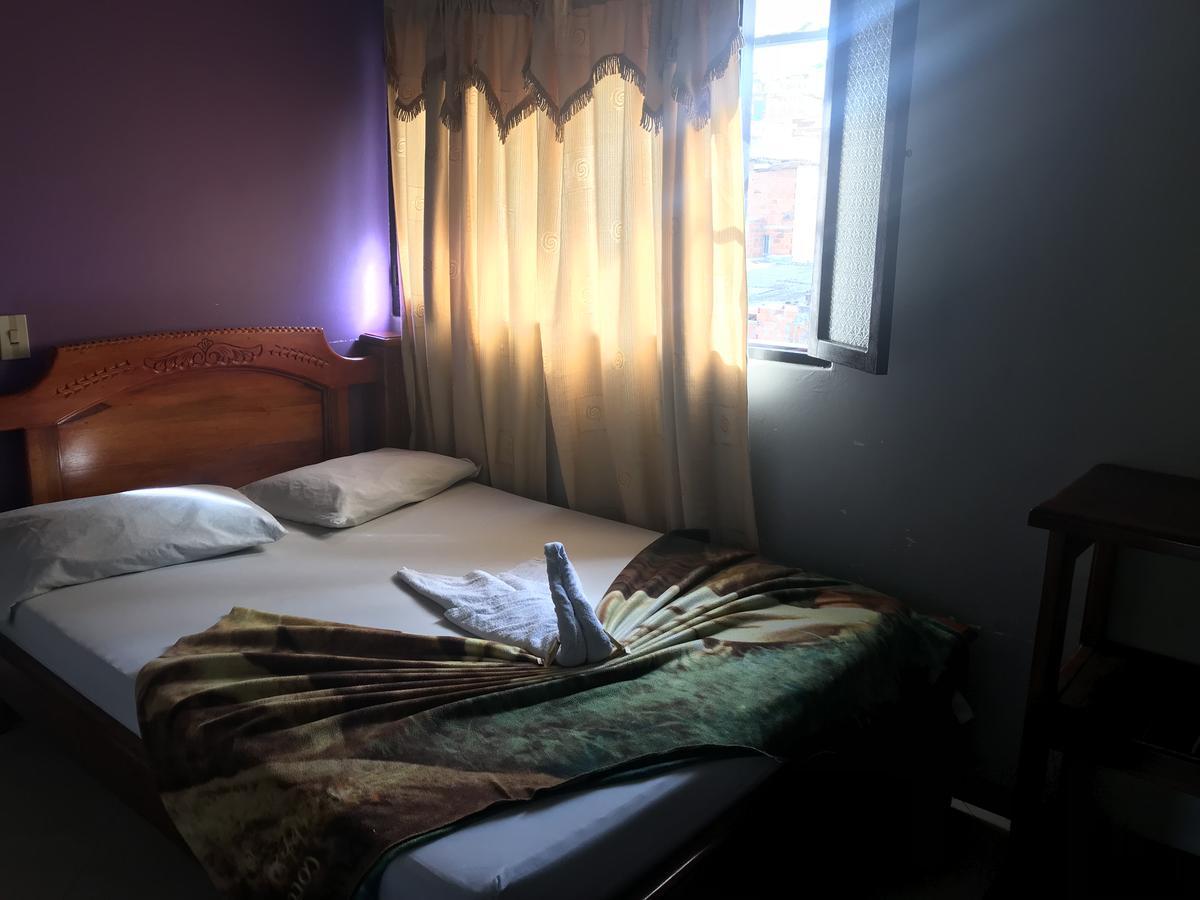 Hotel Calipso מרינייה מראה חיצוני תמונה