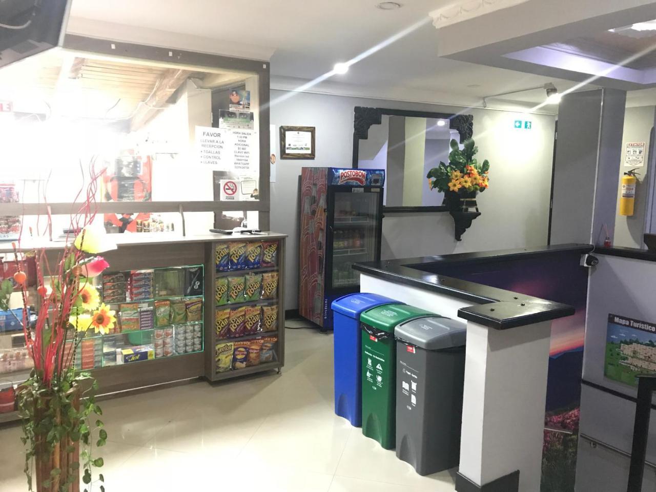 Hotel Calipso מרינייה מראה חיצוני תמונה